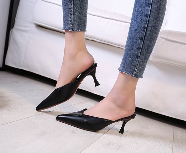 Fine-root pointed fashion summer high-heeled slippers