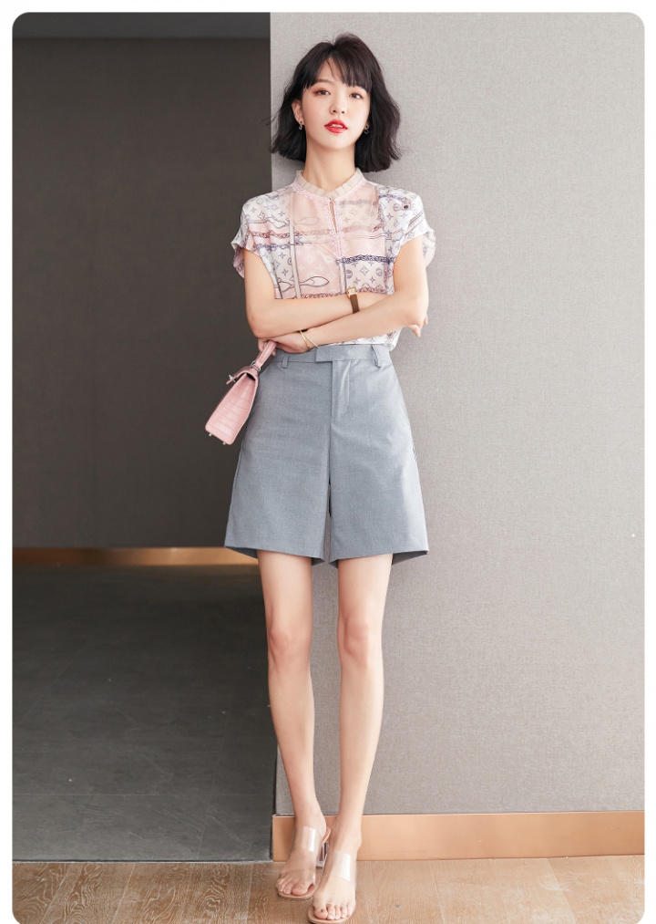 Korean style hip raise shorts slim business suit