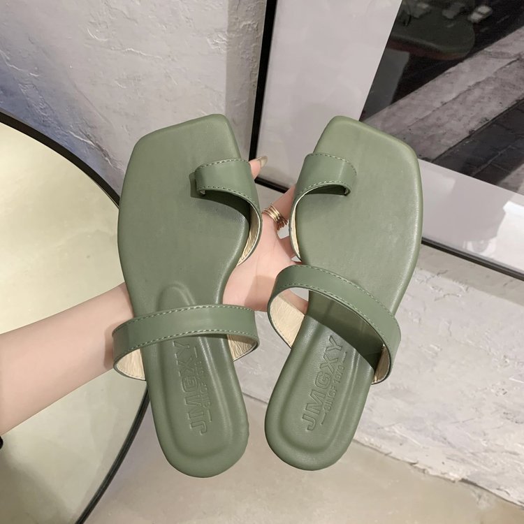 Flat wears outside  sandy beach slippers for women