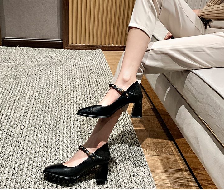 Korean style wear low square head shoes for women