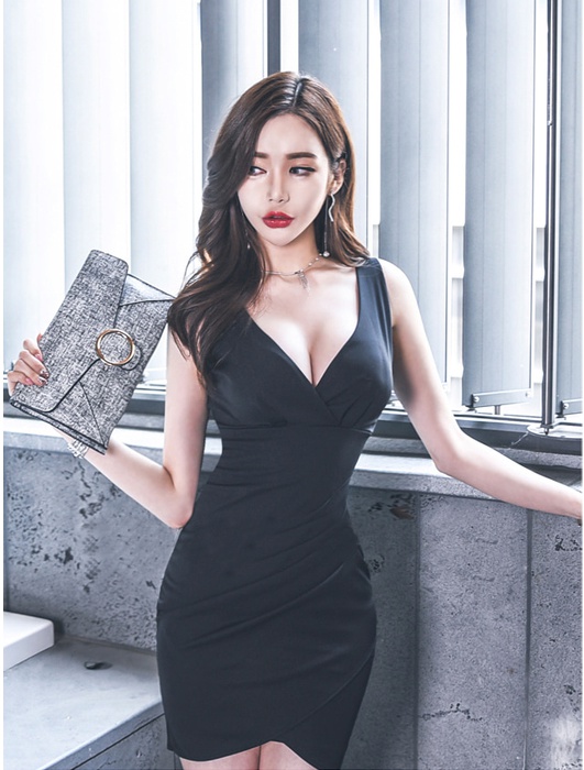 Fashion summer sleeveless dress Korean style V-neck dress