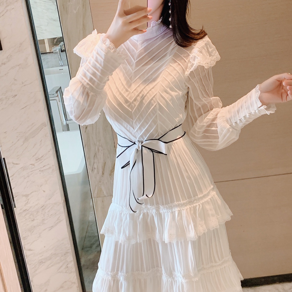 Cstand collar white high waist long sleeve cake dress