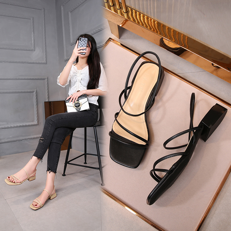 Wears outside summer low wide thick sandals for women