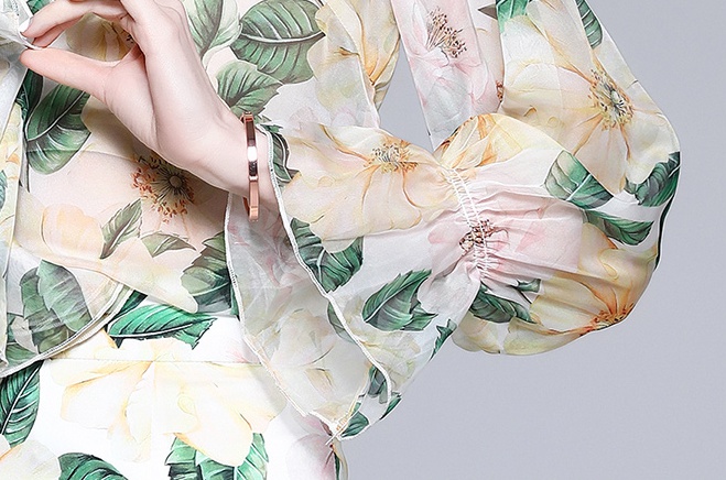 Fashion tops printing short skirt a set for women