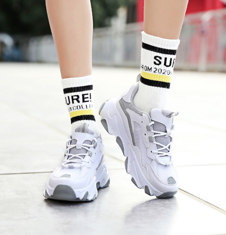 Thick crust shoes within increased Sports shoes for women