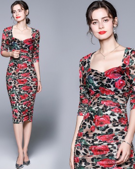 Long elasticity pinched waist printing crimp package hip dress