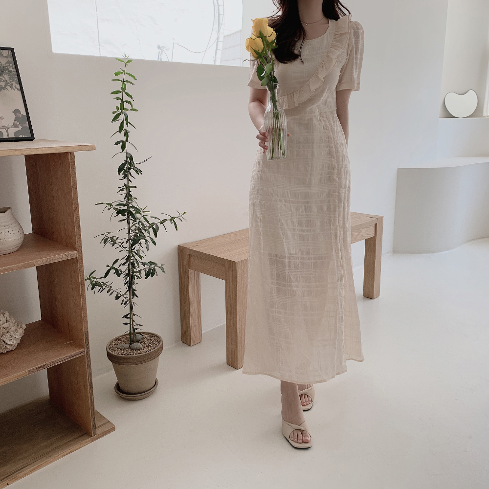 Maiden fold drawstring ghost Korean style dress