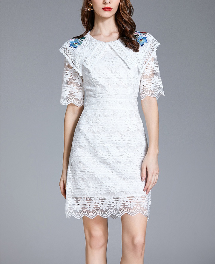 Embroidered slim white Western style summer dress