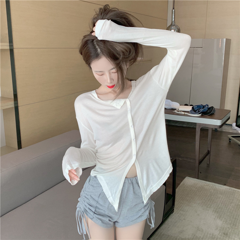 Thin loose Korean style V-neck T-shirt for women