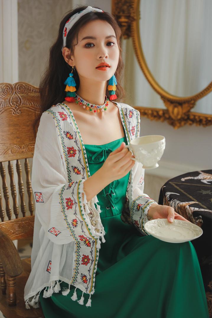 Embroidered thin coat white sun shirt for women