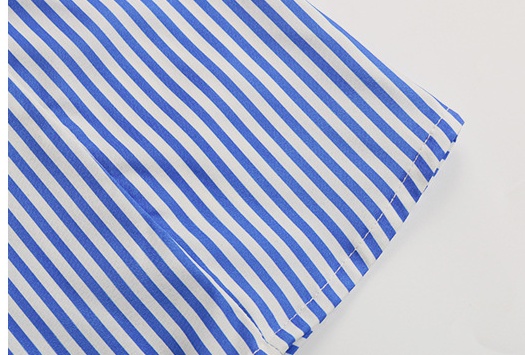 Blue boats sleeve European style stripe shirt