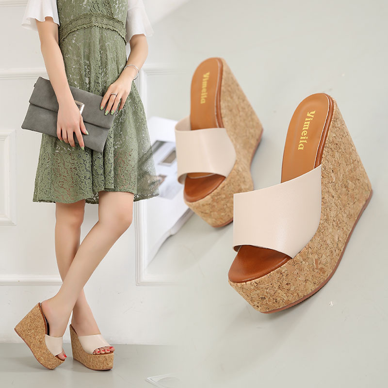 Simple trifle sandals fashion platform