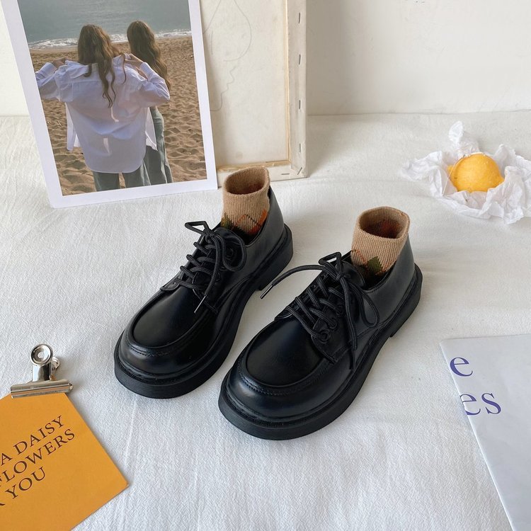 Small black student shoes frenum British style flattie