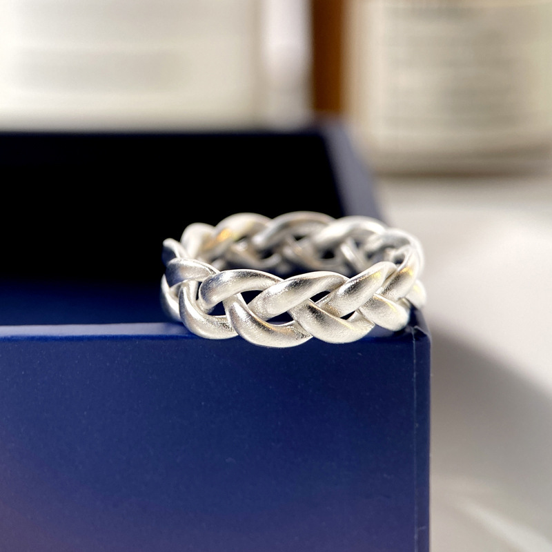 Japanese style satin simple twist retro weave light ring