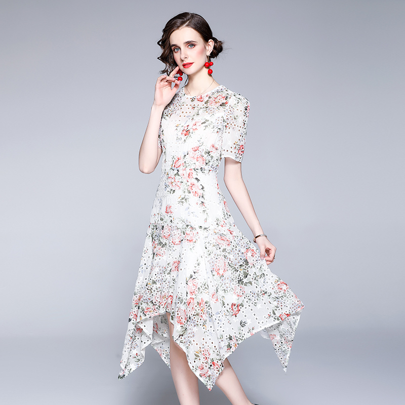 Hollow temperament printing round neck embroidery dress