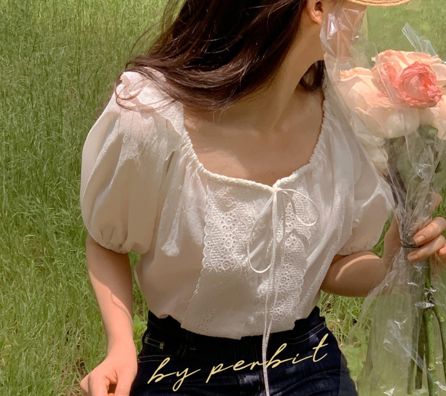 Sweet short sleeve lovely round neck Korean style lace shirt