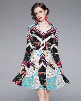 Long sleeve retro printing pinched waist pleated lapel dress