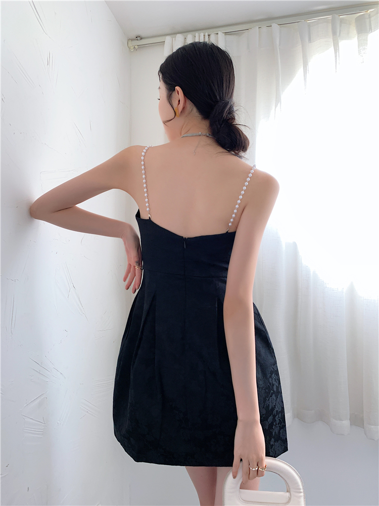 Sling pearls chain black dress slim flat shoulder T-back