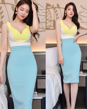 Sexy summer mixed colors V-neck package hip dress