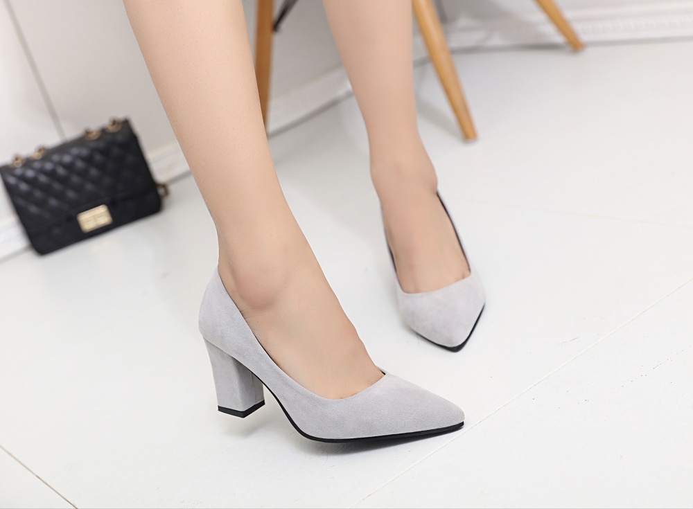 Pointed high-heeled shoes black shoes for women