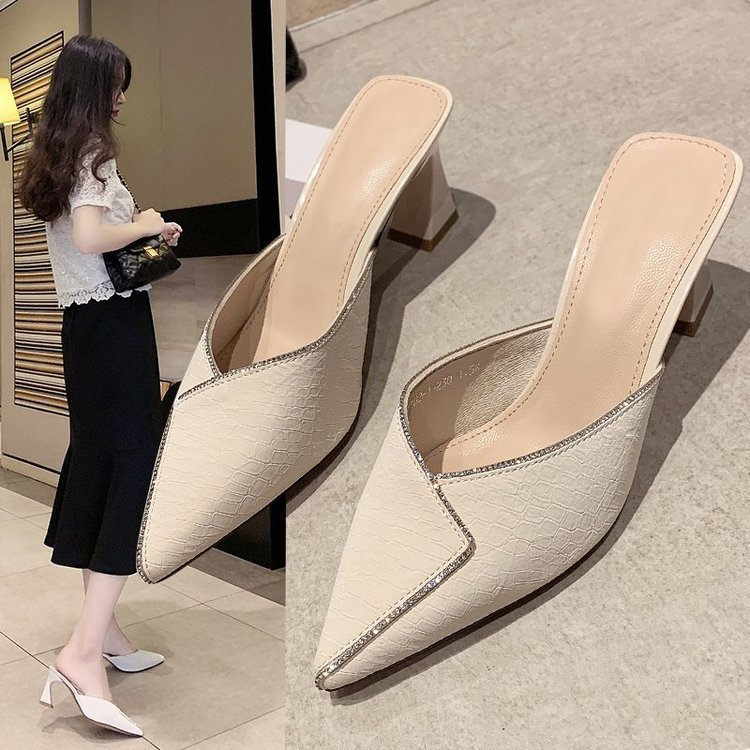 Wears outside sandals high-heeled slippers for women