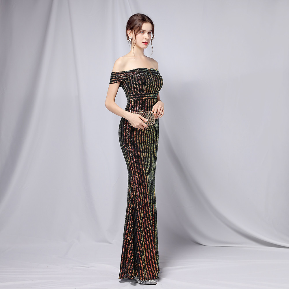 Elegant velvet queen flat shoulder evening dress for women
