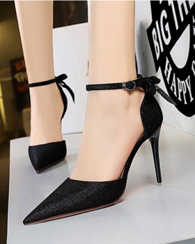 Hollow high-heeled sandals low high-heeled shoes
