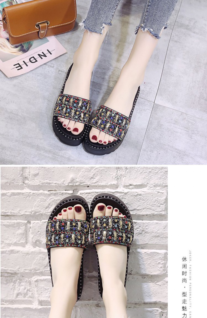 Korean style sandy beach rhinestone trifle antiskid slippers