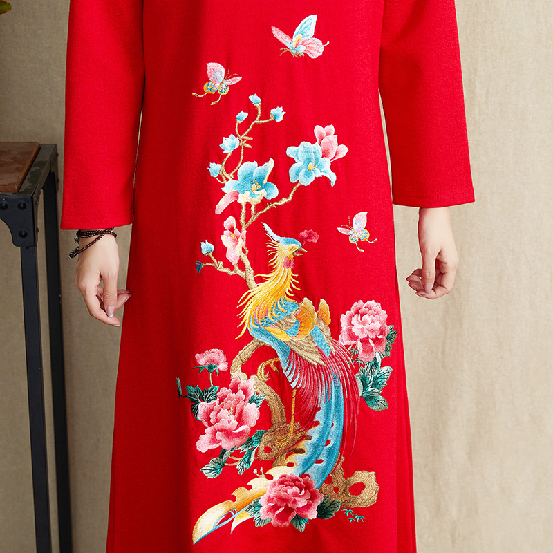Embroidery retro bottoming cheongsam fine long sleeve dress