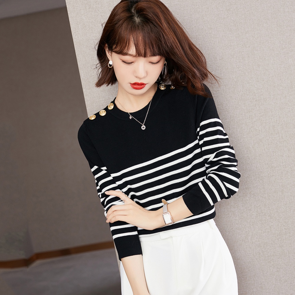 Wool navy style shoulder buckle stripe sweater