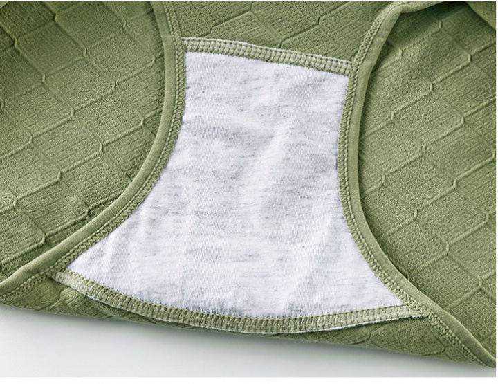 Pure cotton antibacterial medium waist briefs