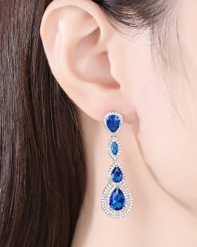 Temperament earrings Western style stud earrings