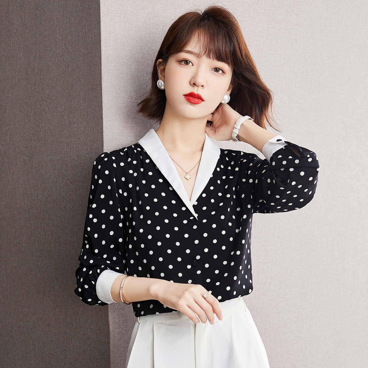 Polka dot long sleeve chiffon shirt bottoming autumn tops