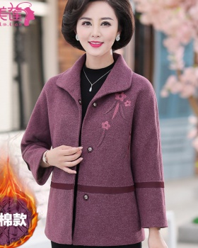 Winter middle-aged elderly coat for women