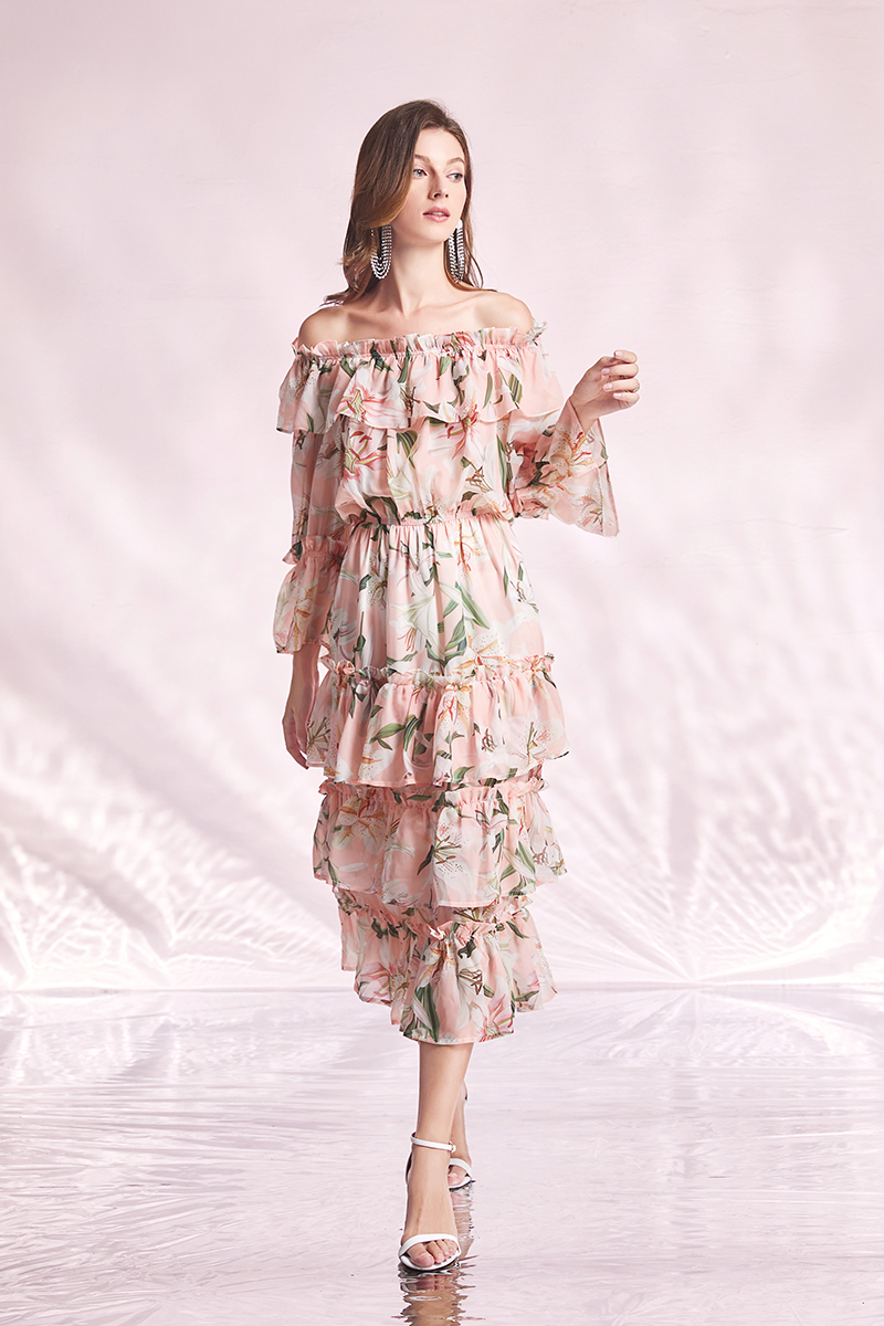 Trumpet sleeves cake sexy pinched waist dress