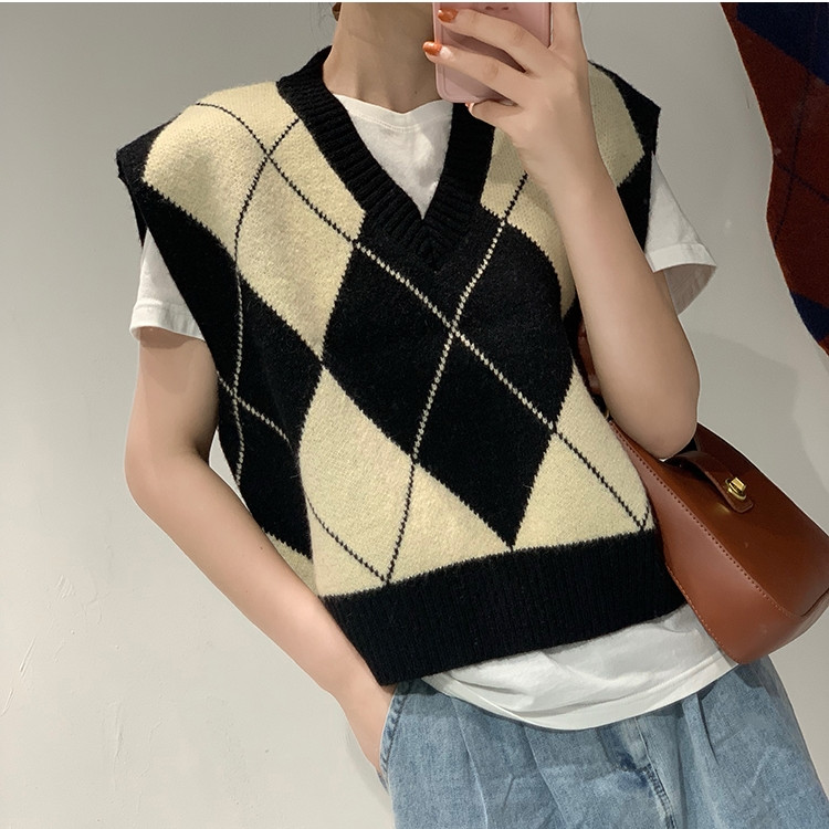 Western style sleeveless waistcoat autumn sweater for women