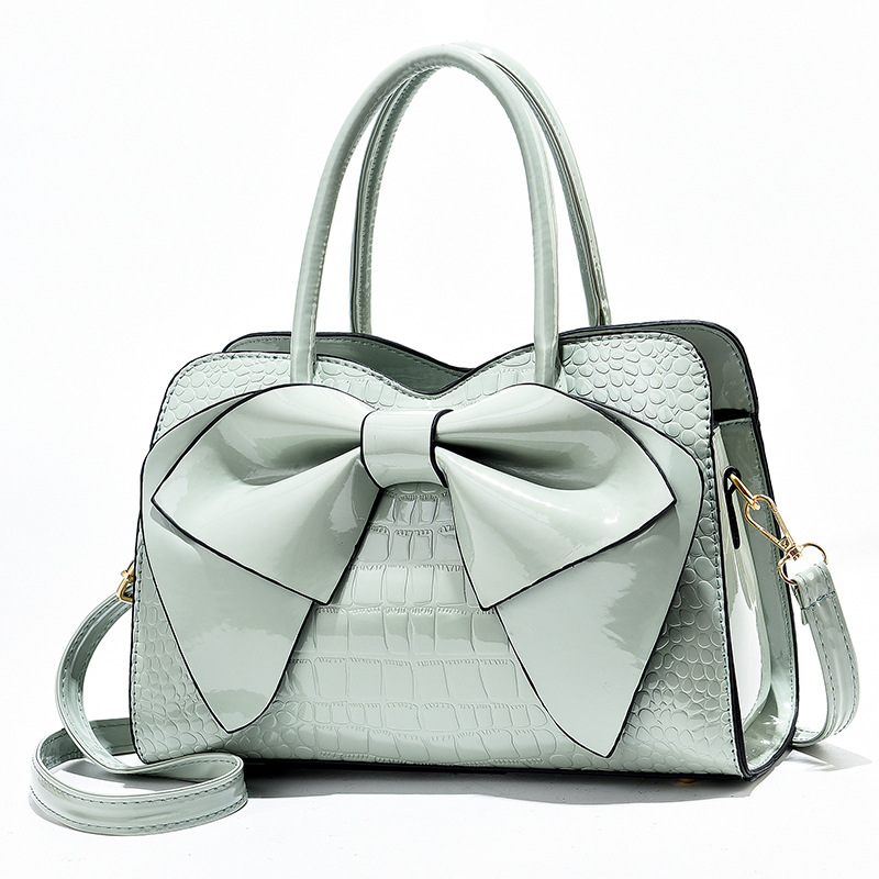 Grace high capacity fashion messenger handbag for women