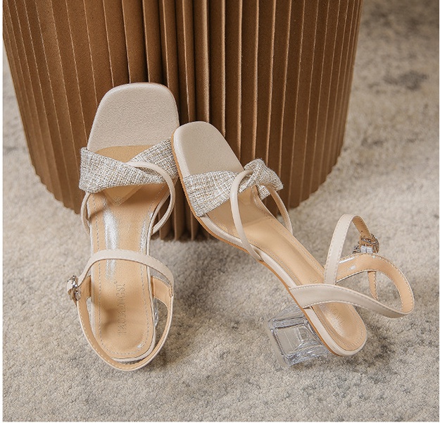 Lady banquet shoes fashion wears outside sandals