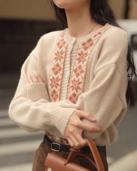 Tender knitted cardigan France style retro sweater for women