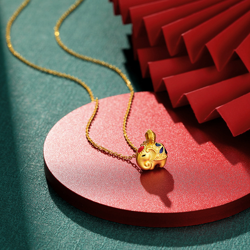 Gold hard gift pendant necklace
