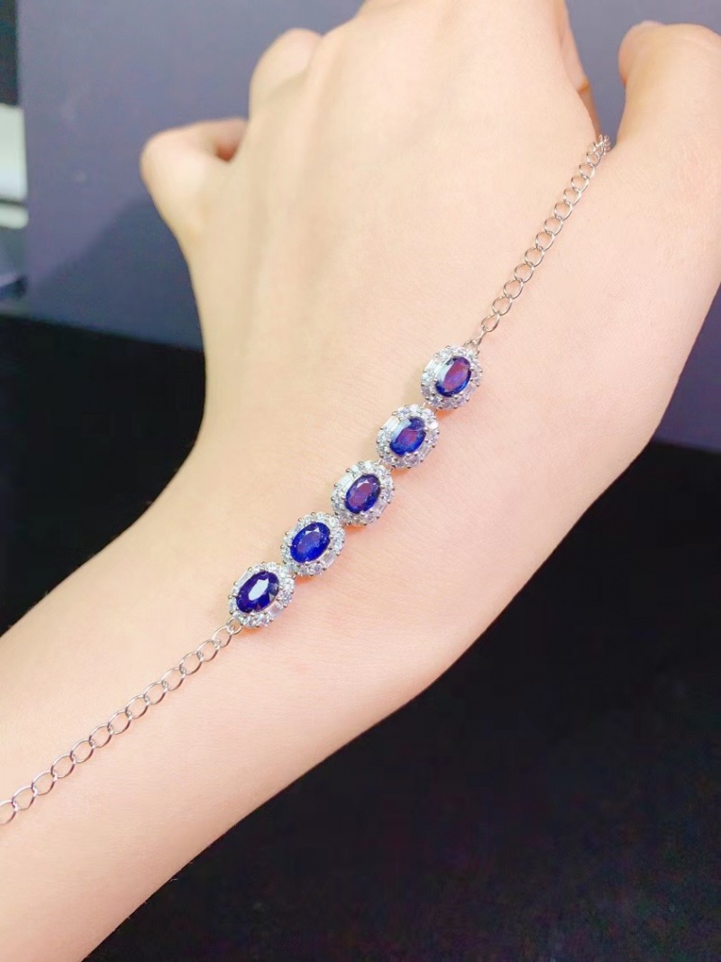 Imitation of natural sapphire bracelets for women