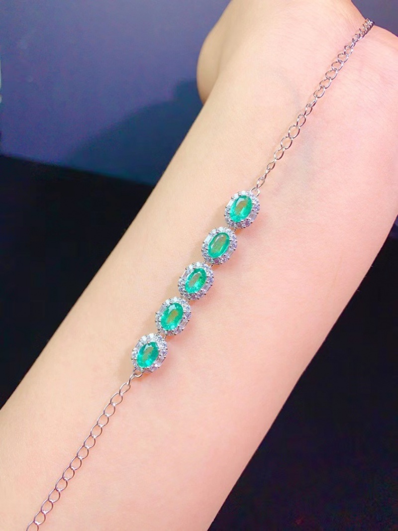 Imitation of natural sapphire bracelets for women