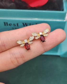 Pomegranate stone natural bee gift stud earrings