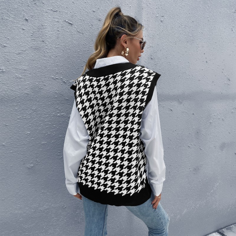 European style V-neck houndstooth knitted waistcoat for women