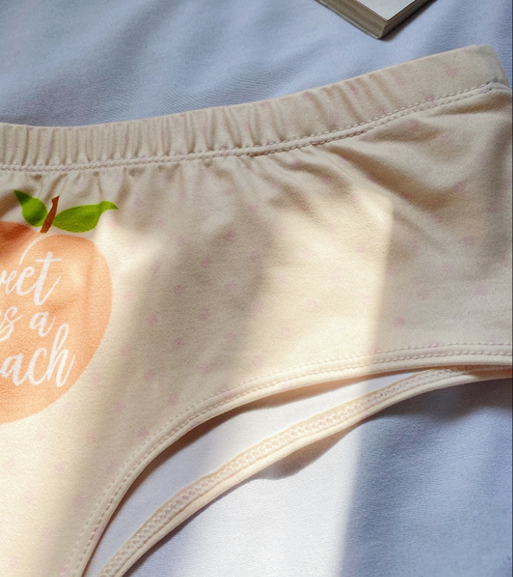 Hip large yard low-waist cozy peach letters briefs for women