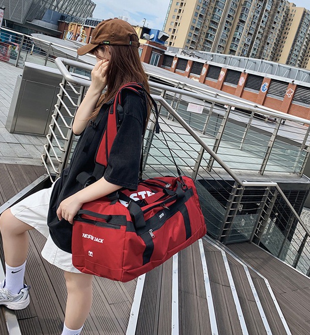 Portable fitness high capacity travel bag