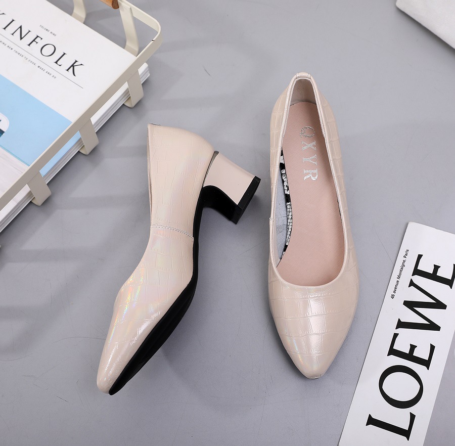 Middle-heel fashion thick patent leather shoes for women