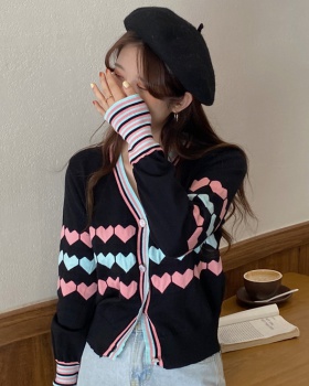 Loose heart sweater knitted autumn and winter coat