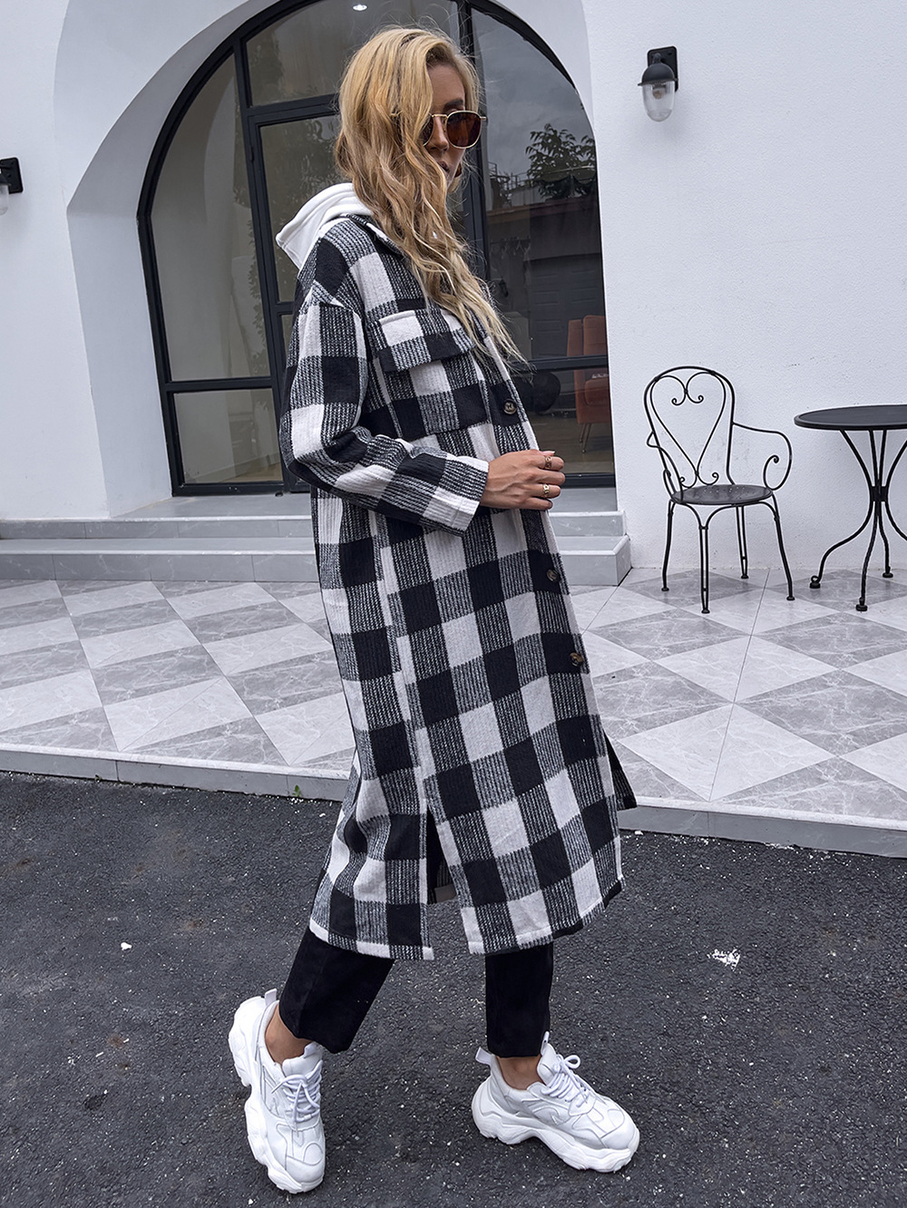 Autumn lapel coat black-white windbreaker for women