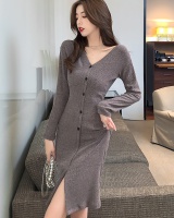 Long autumn and winter buckle pinched waist V-neck dress